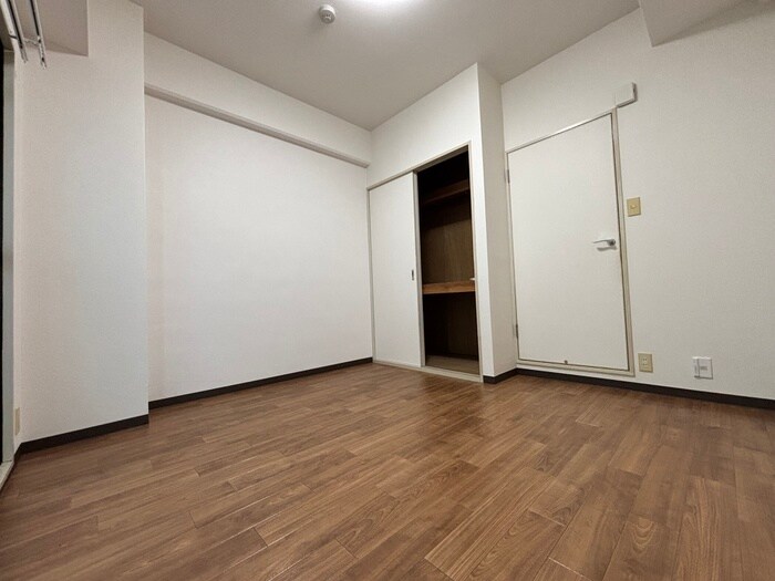 物件内観写真13　(居室)