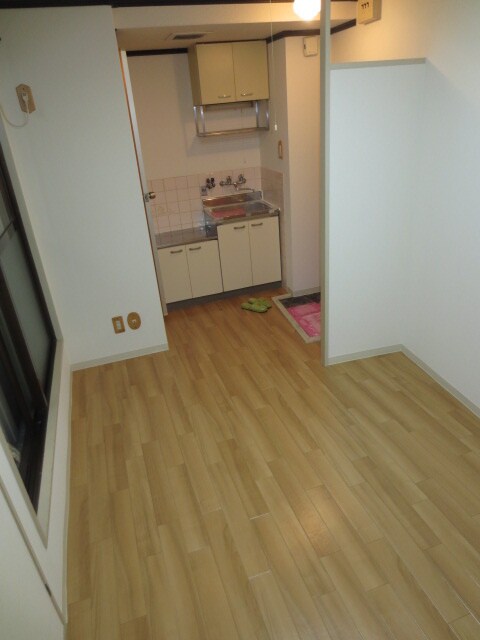 物件内観写真8　(居室)