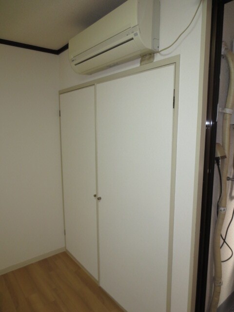 物件内観写真11　(収納)