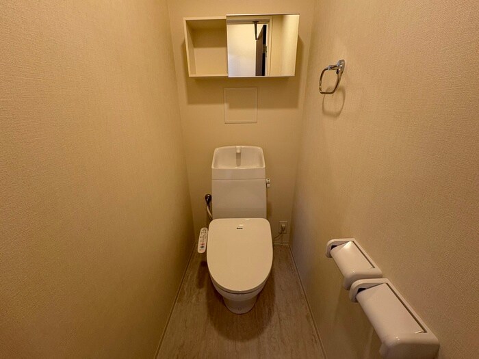 物件内観写真10　(トイレ)