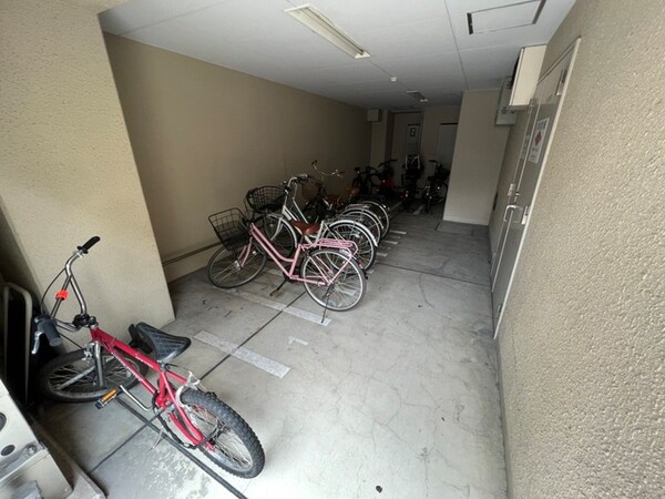 駐輪場