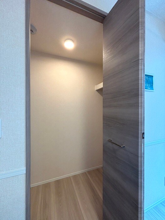 物件内観写真16　(収納)