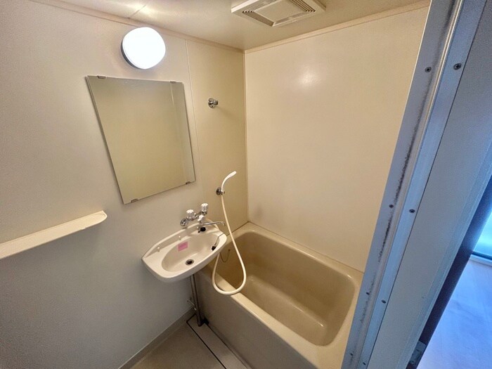 物件内観写真16　(バス／シャワールーム等)