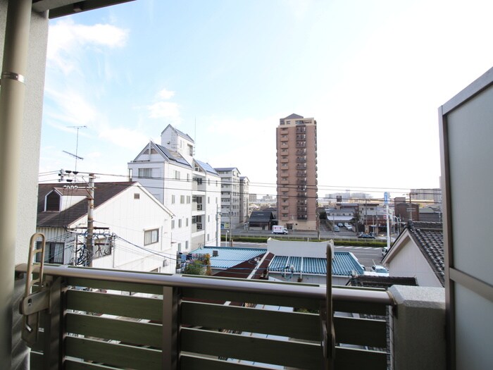 物件内観写真22　(室内からの展望)