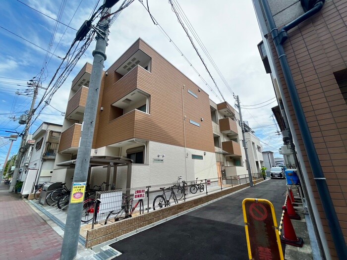 物件外観写真1　(外観写真)