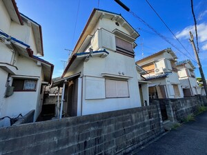藤阪南貸家外観写真