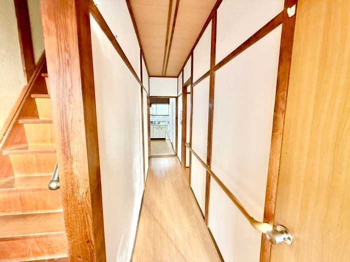 物件内観写真19　(廊下)