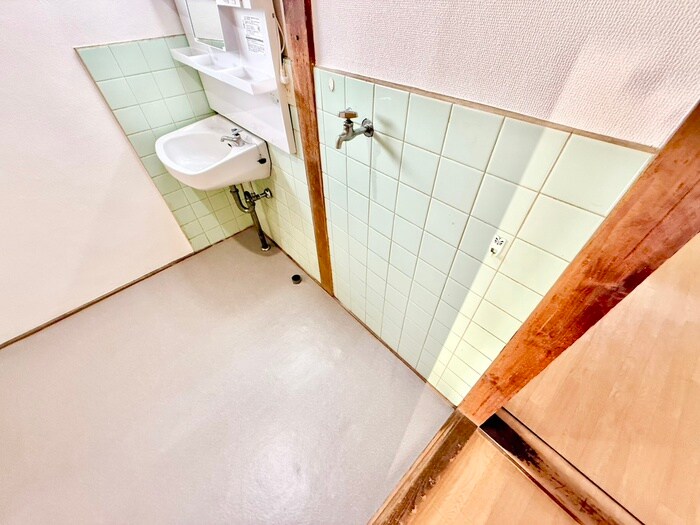 物件内観写真20　(洗濯機置場)