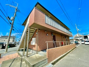 マーベルナガムラ外観写真