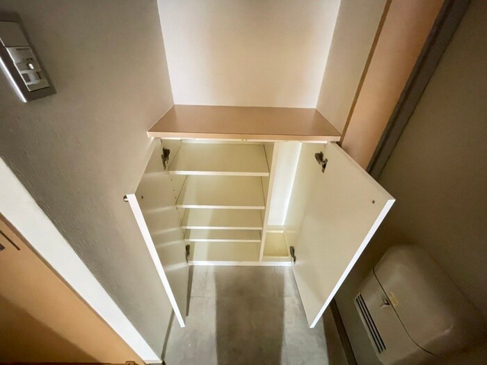 物件内観写真16　(靴箱)