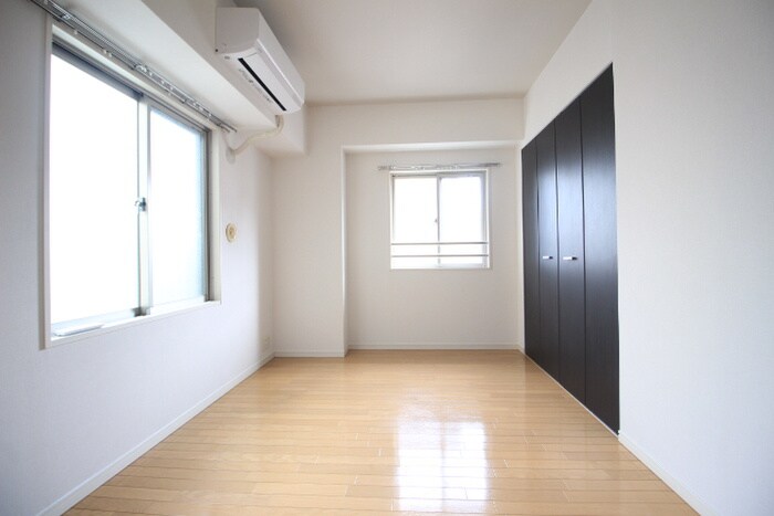 物件内観写真14　(居室)