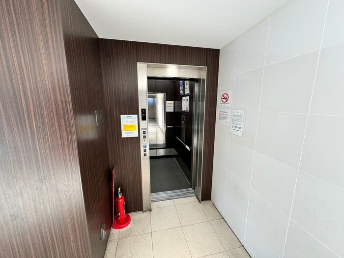 物件外観写真4　(建物設備)