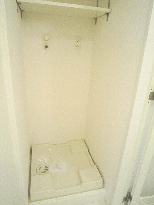 物件内観写真10　(室内からの展望)