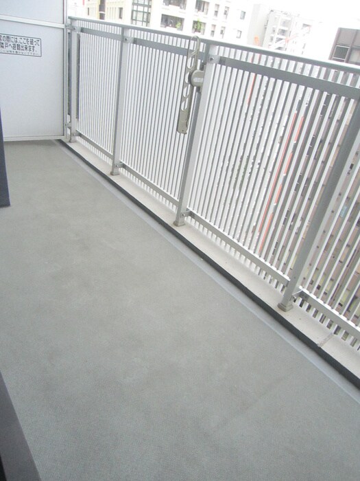 物件内観写真16　(ベランダ・バルコニー)