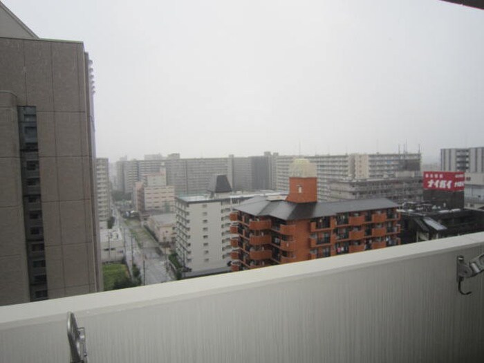 物件内観写真17　(室内からの展望)