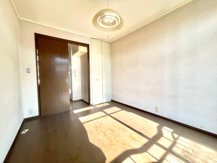 物件内観写真7　(居室)