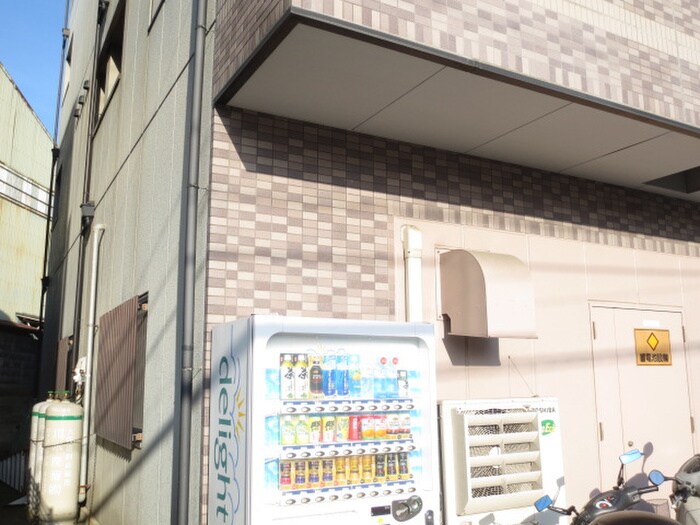 物件外観写真3　(駐輪場)