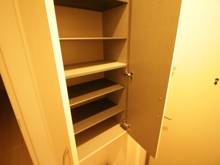 物件内観写真22　(靴箱)