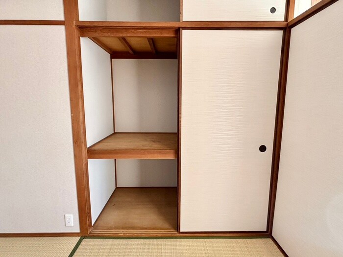 物件内観写真13　(収納)