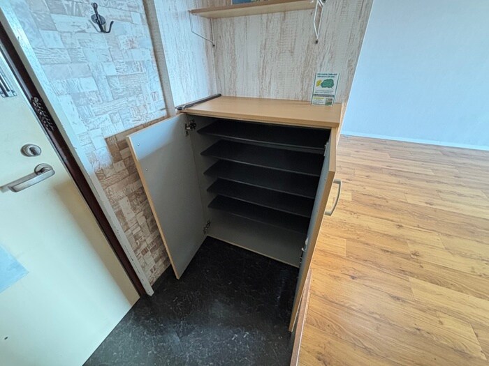 物件内観写真16　(靴箱)