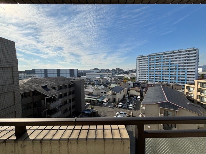 物件内観写真18　(室内からの展望)