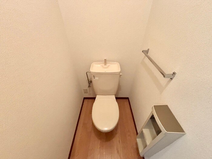 物件内観写真10　(トイレ)