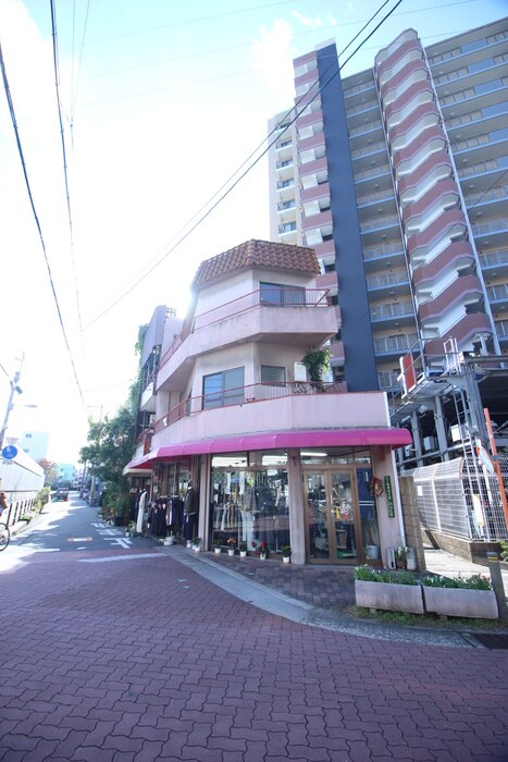 物件外観写真6　(外観写真)