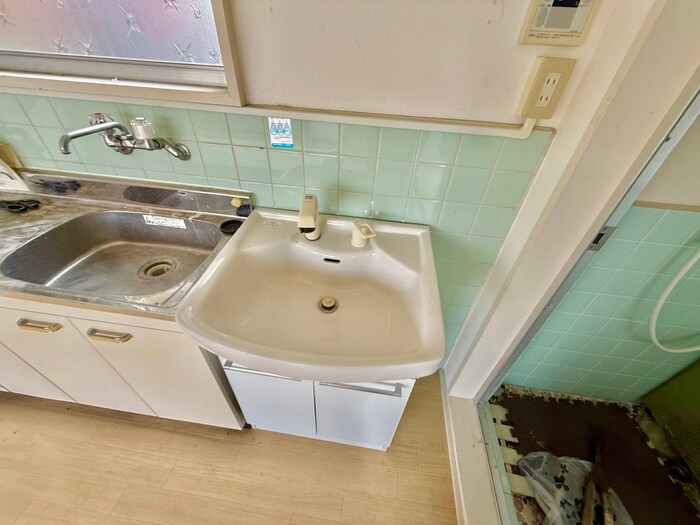 物件内観写真10　(洗面)