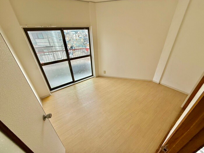 物件内観写真15　(居室)