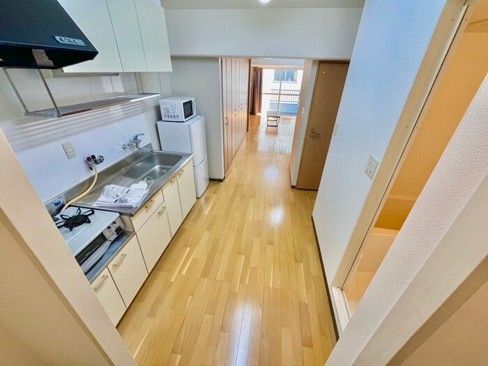 物件内観写真13　(廊下)