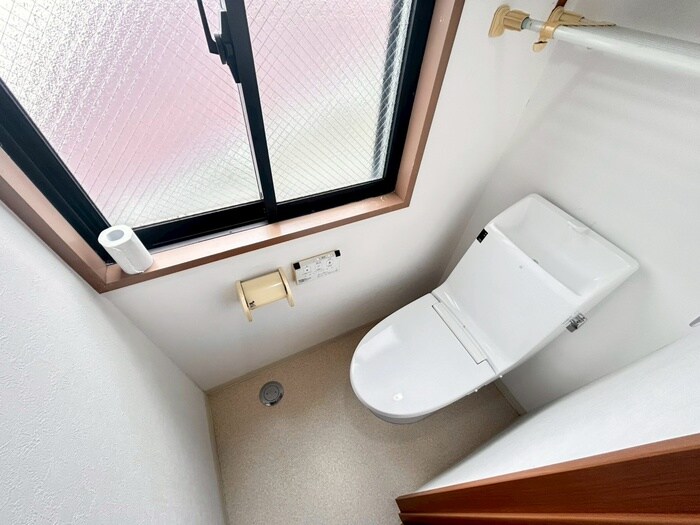 物件内観写真11　(トイレ)