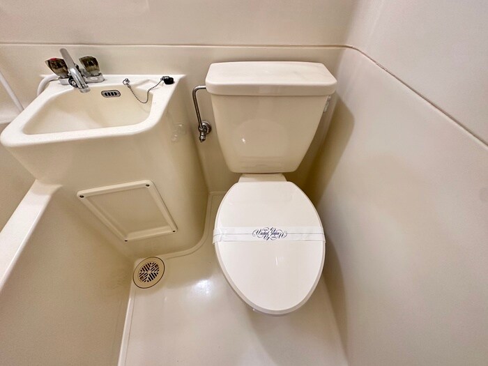 物件内観写真15　(トイレ)