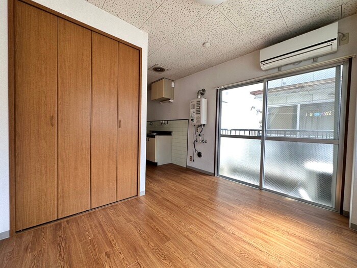 物件内観写真21　(居室)