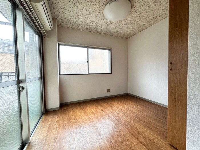 物件内観写真22　(居室)