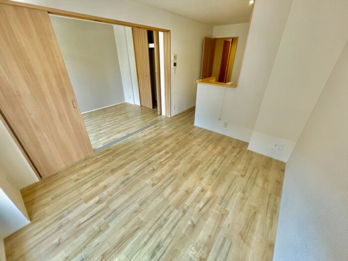 物件内観写真9　(居室)