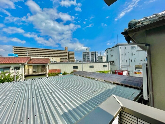 物件内観写真17　(室内からの展望)