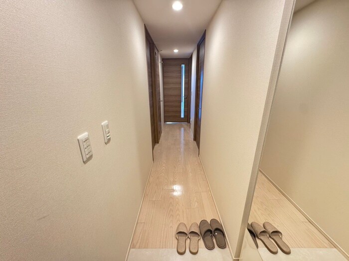 物件内観写真16　(廊下)