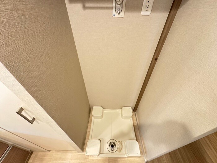 物件内観写真19　(洗濯機置場)