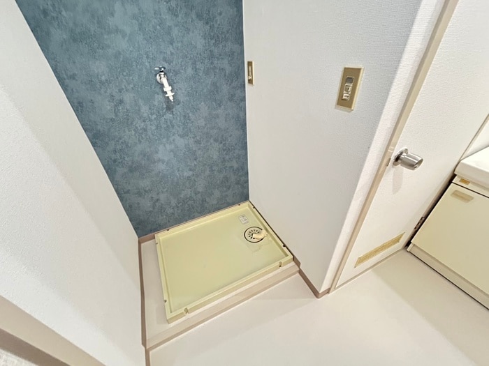 物件内観写真12　(洗濯機置場)