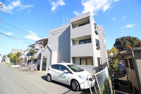 高槻グランドハイツ外観写真