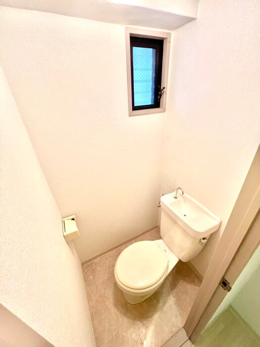 物件内観写真10　(トイレ)