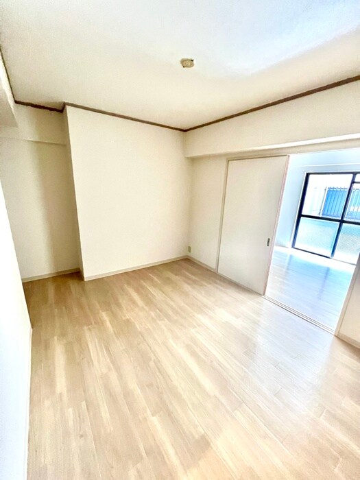 物件内観写真21　(居室)