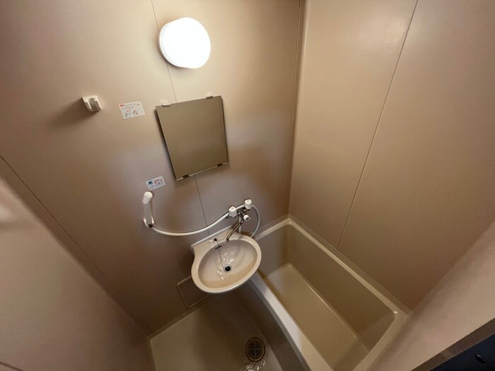 物件内観写真8　(バス／シャワールーム等)