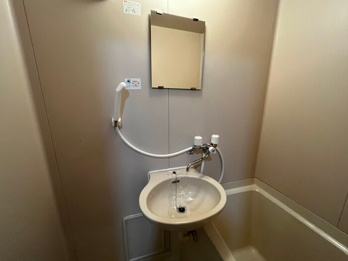 物件内観写真9　(洗面)