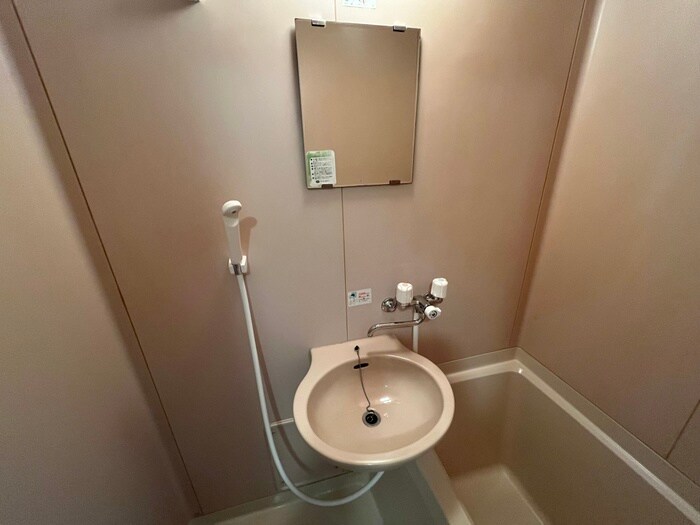 物件内観写真10　(洗面)