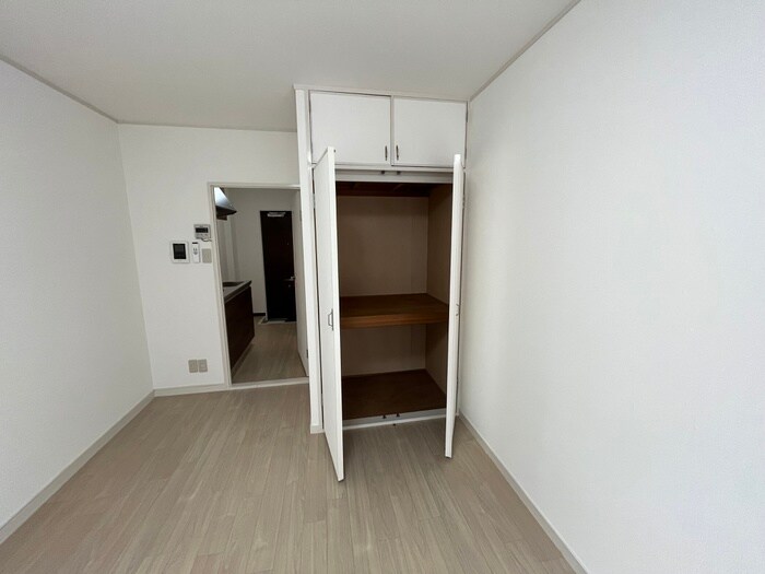 物件内観写真13　(収納)