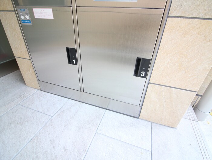 物件外観写真6　(建物設備)