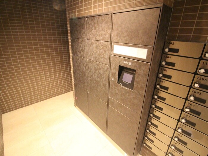 物件外観写真4　(建物設備)