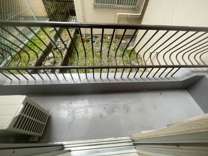 グリ－ンコ－ポラス若松Ｂ(102)のベランダ・バルコニー