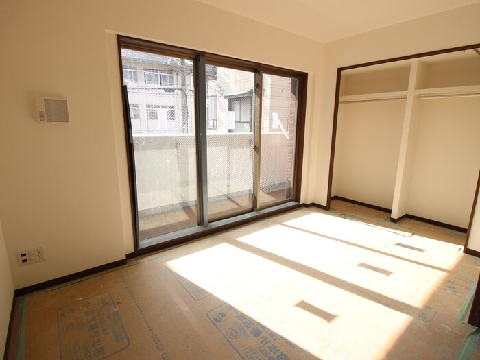 物件内観写真7　(居室)